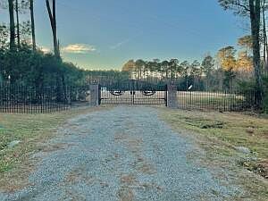 1st image of 1556 N Us Highway 52