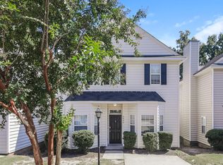 4024 Beaufain St, Raleigh, NC 27604