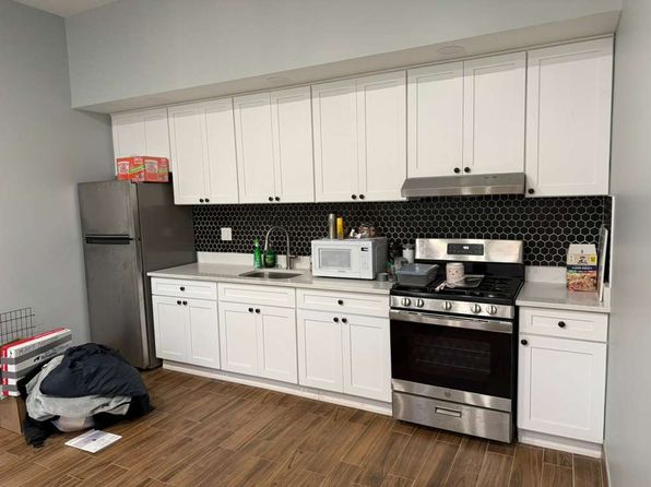 100 E Valley Stream Blvd