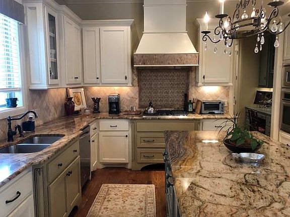 2nd image of 3413 Stone Brook Ct