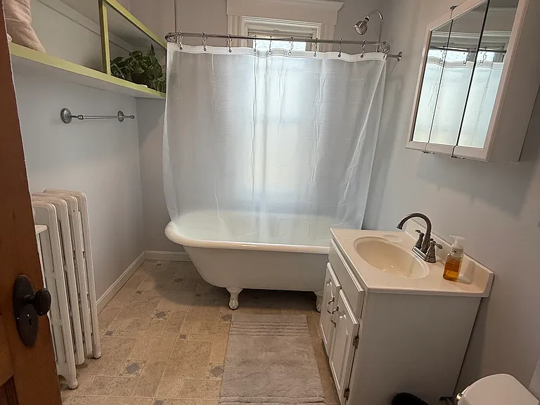 124 Harvey St #3 — Photo 10
