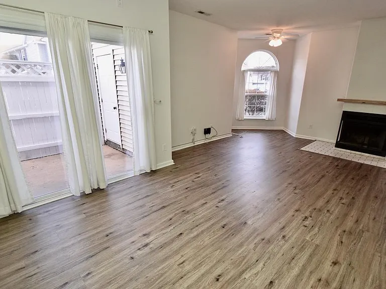 2233 Westsail Ln — Photo 5