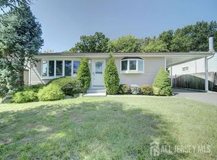 151 Kendall Dr, Parlin, NJ 08859