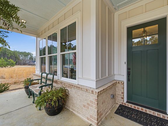 3rd image of 150 Stewart Landing Dr