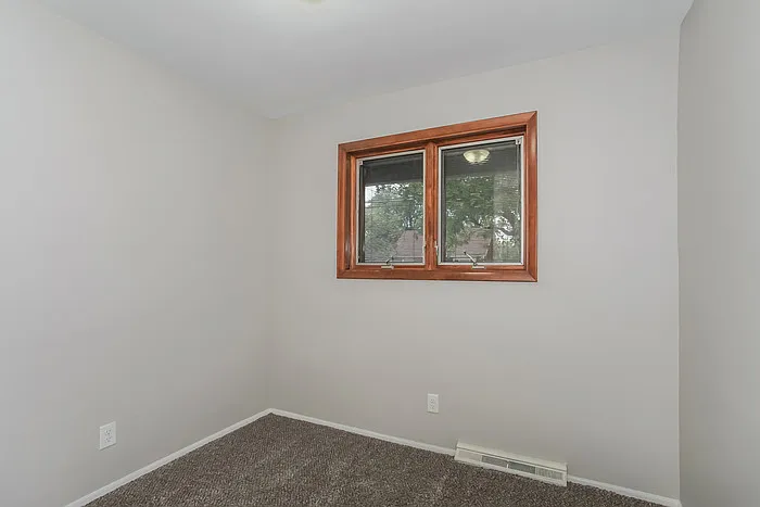 9292 Coogan Dr — Photo 6