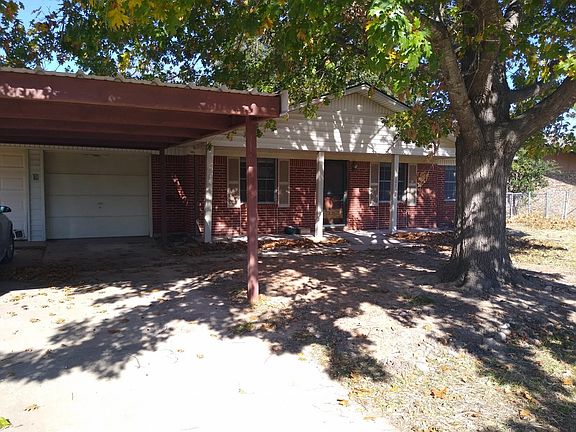 3rd image of 1401 SE 21st St