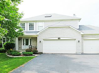 2620 Dunrobin Cir, Aurora, IL 60503