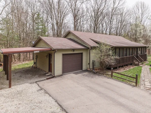 8663 Center Lake Rd, Nineveh, IN 46164