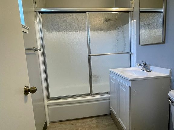 5th image of 2225 Luz Ave APT 5