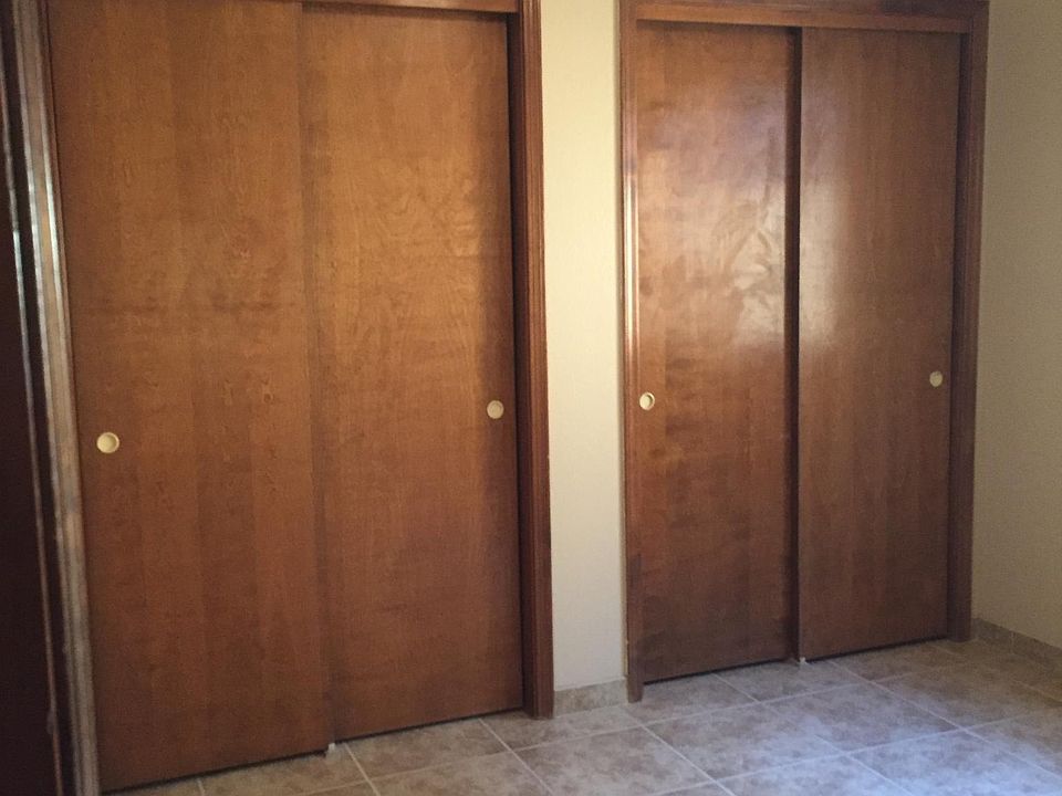 1st image of 1028 Pawnee St NE