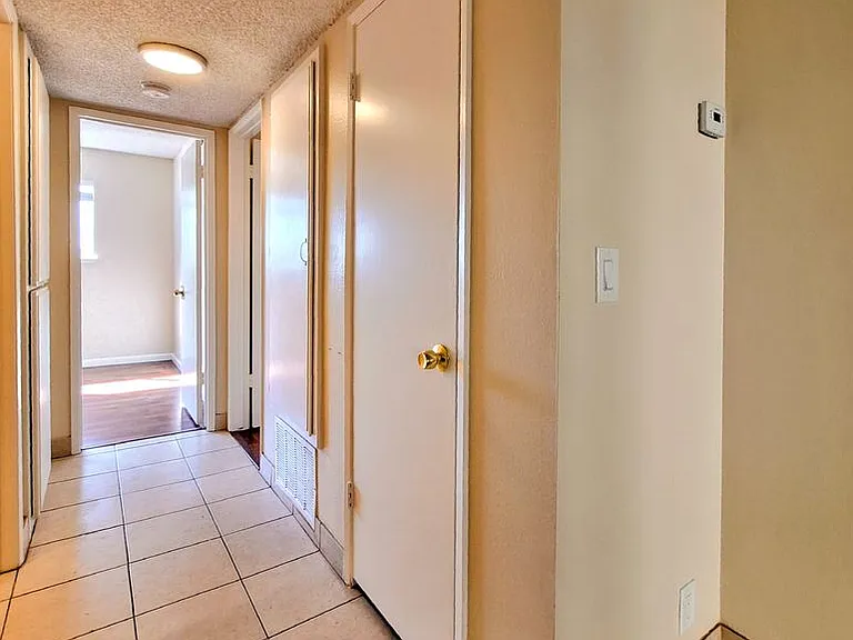 247 N Capitol Ave #243-7 — Photo 19