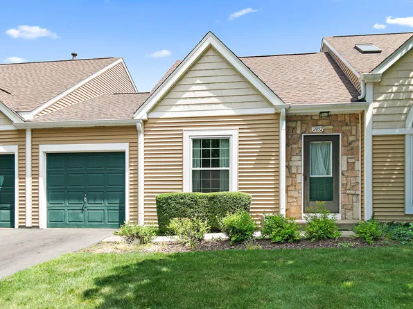 2032 Teton Pkwy #2032, Algonquin, IL 60102