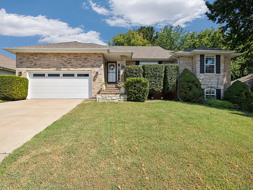 2103 W Sexton Dr