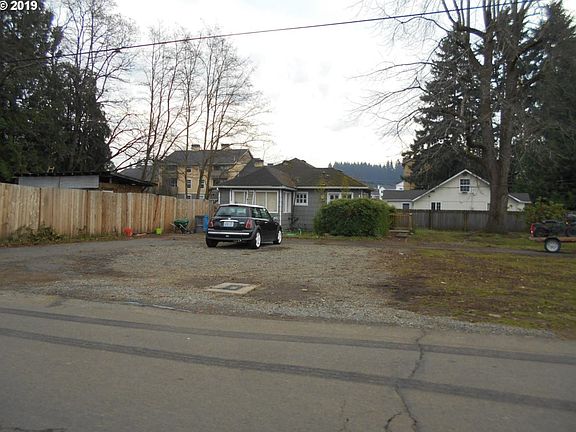 5th image of 2301 NE 112th Ave