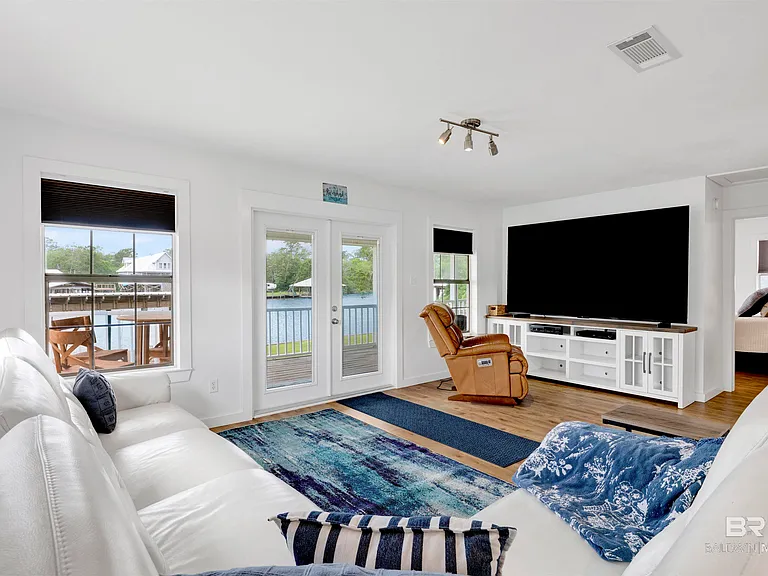 15851 Keeney Dr — Photo 12