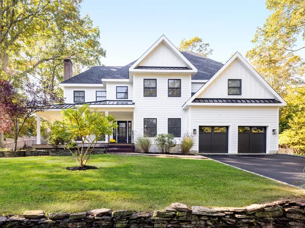 480 Eastwood Dr, Cutchogue, NY 11935