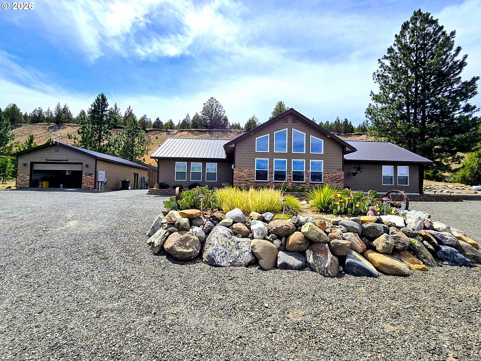 1st image of 217 Elkview Dr