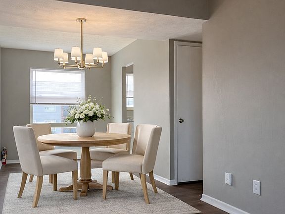 2nd image of 2753 Townterrace Dr #6077db731