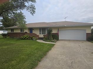 801 6th St, Beemer, NE 68716
