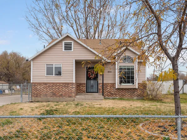 844 N 1000 W, Clinton, UT 84015