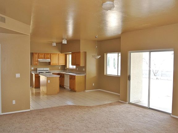3rd image of 3641 W Bellewood Pl
