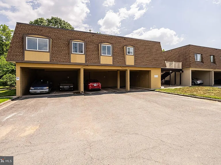 7932 Silverada Pl #126E — Photo 32