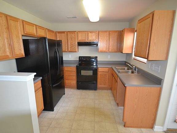 3rd image of 5728 Wallace Cabin Dr