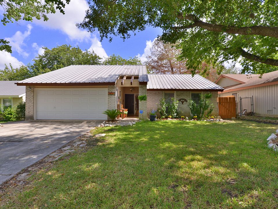 1st image of 4627 La Loma St