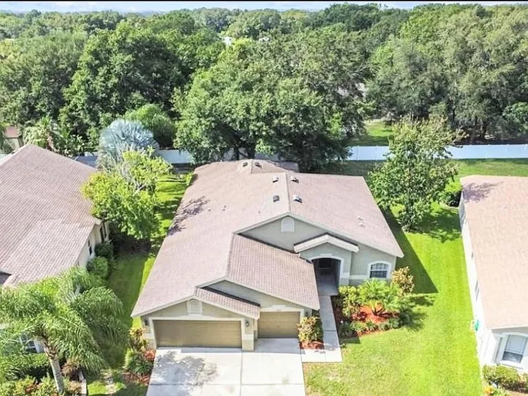 5912 Bramble Bush Ct — Photo 18