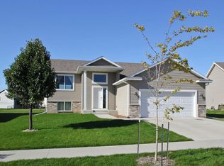 4585 Arctic Fox Rd NW, Rochester, MN 55901