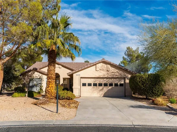 5220 Desert Star Dr, Las Vegas, NV 89130