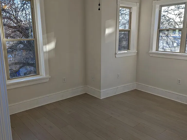 248 Beech St — Photo 10