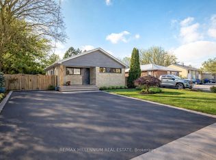 902 Centre St S, Whitby, ON L1N 4X3