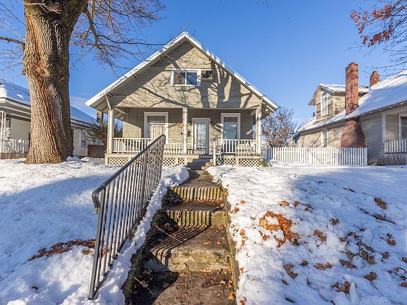 2nd image of 814 W Kiernan Ave