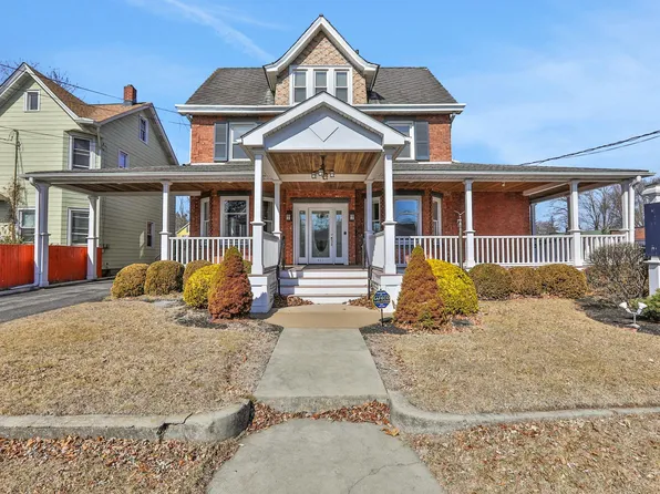 411 Albany Avenue, Kingston, NY 12401