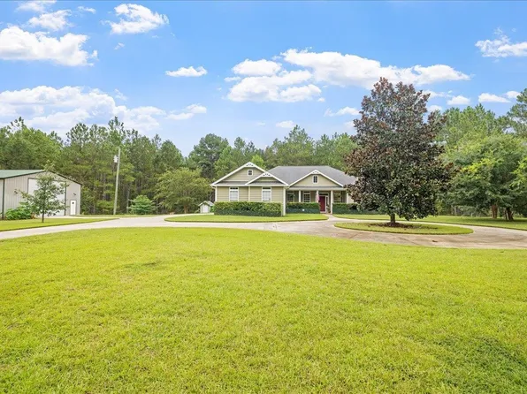 15290 High Hills Cir, Tallahassee, FL 32312