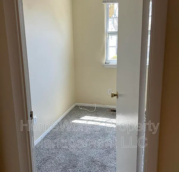 462 Norvelle Ct — Photo 8