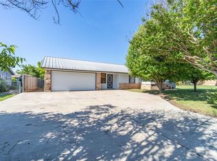 117 Wheeler Dr, Glen Rose, TX 76043