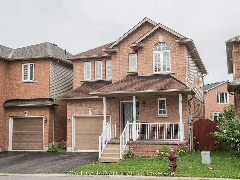 78 Peachwood Cres #13 — Photo 1