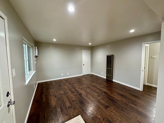 2nd image of 2308 T St APT 3
