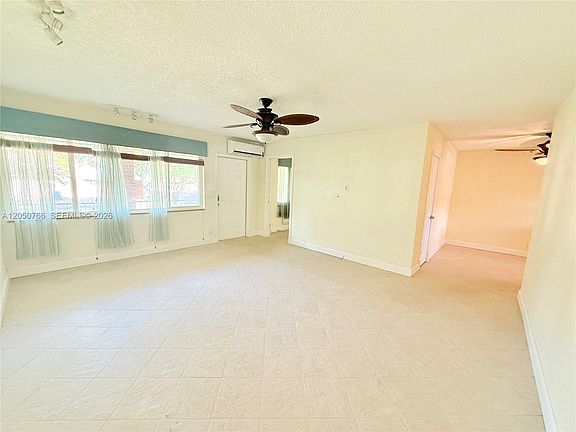 5th image of 3600 Harrison St APT 16B