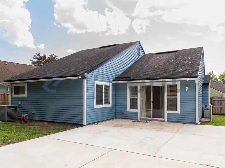 3389 Millcrest Pl — Photo 24