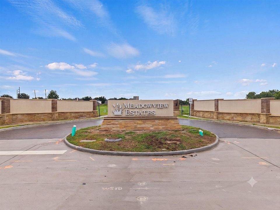 1st image of 7015 Meadowview Estates Ct