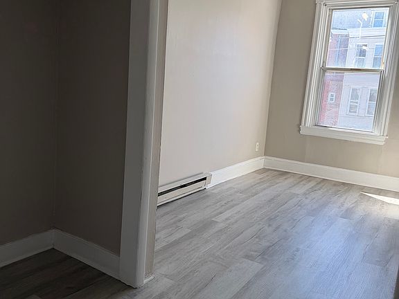 2nd image of 400 N Broom St #1