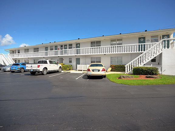 3rd image of 2186 Highway A1a APT A2