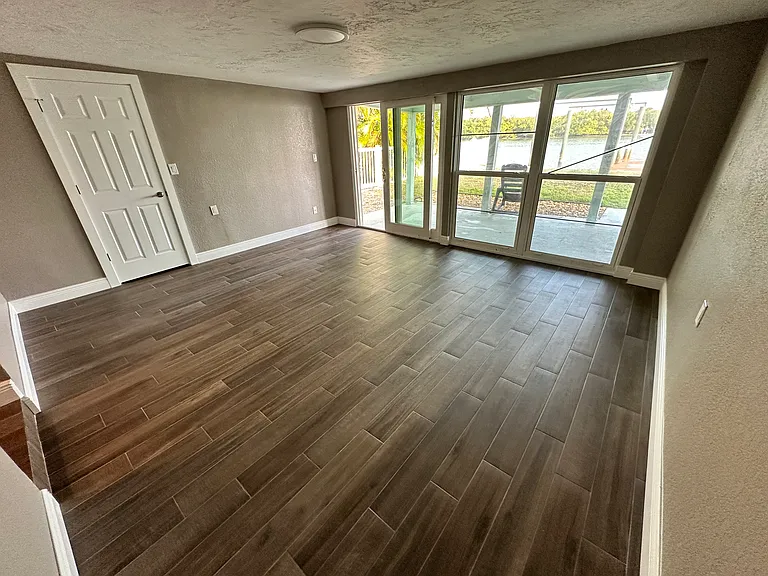 730 182nd Ave E — Photo 28