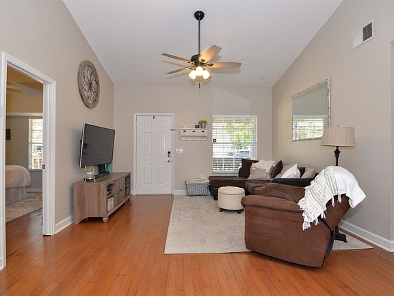 3rd image of 217 Sterling Rose Ct