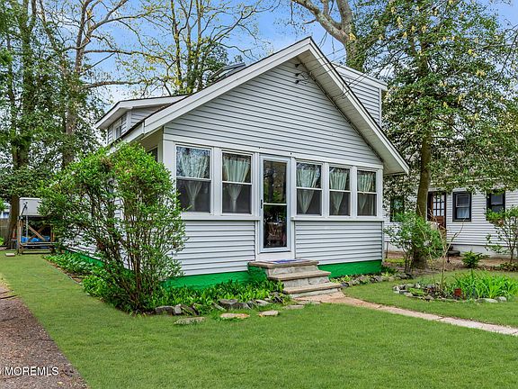 2nd image of 109 Martin Road