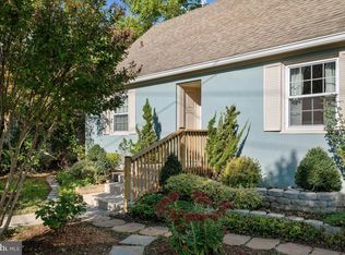 1452 W Washington St, Harpers Ferry, WV 25425