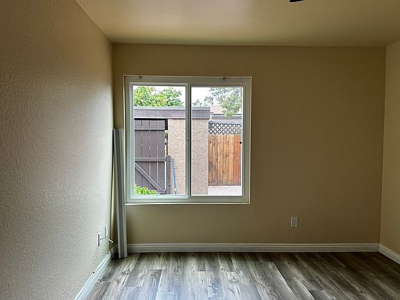 4th image of 1585 Mendocino Dr Unit 21